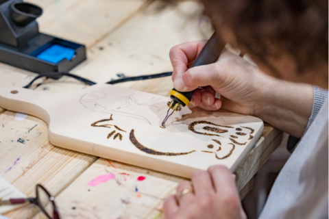 hout branden kreadoe lentefestival